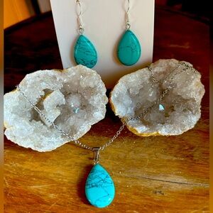 Handmade Teardrop Turquoise Color Necklace and Earrings Set